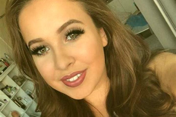 8 escort profiles in Wiersdorf, Germany. Browse companions, services, rates and book online. Incall and outcall available.