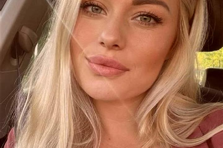 Abigail, 35, a chestnut grey-eyed slavic companion based in San Isidro. Offering BDSM, Domination. Available for incall and outcall, overnight bookings avail...