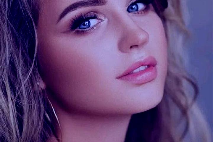 Addison, 35 — Escort in Gnojnik, Poland