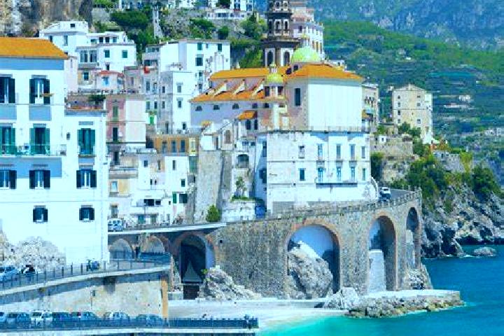Alice, 21 — Escort in San Rocchetto, Italy