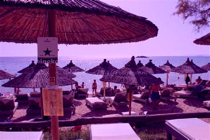 Alice, 22 — Escort in Le Faou, France