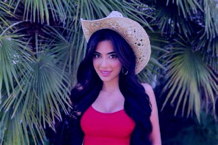 Aria, 24 — Escort in Kosh, Armenia