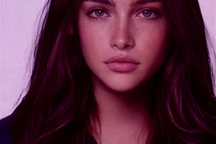 Aria, 25, a chestnut brown-eyed latina companion based in Kafranbel. Offering 69, Prostate Massage, Erotic Massage, A-Level. Available for incall and outcall...