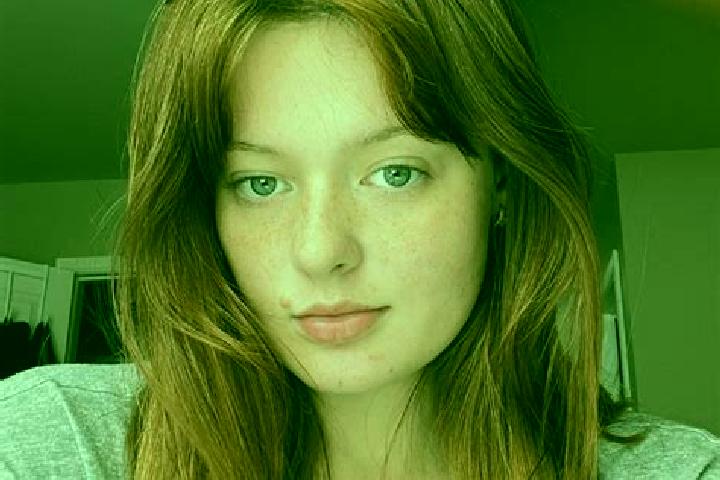 Ariana, 26, a auburn grey-eyed mixed companion based in Muri. Offering Duos, BDSM, Deep French Kissing. Available for incall and outcall, day and evening dates.