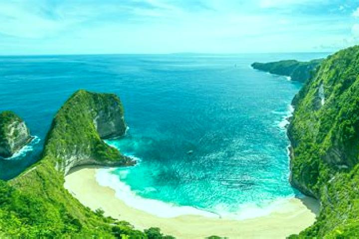 Ariana, 27, a auburn dark-eyed indian companion based in Aigialousa. Offering CIM, OWO, Girlfriend Experience. Available for incall and outcall, day and even...