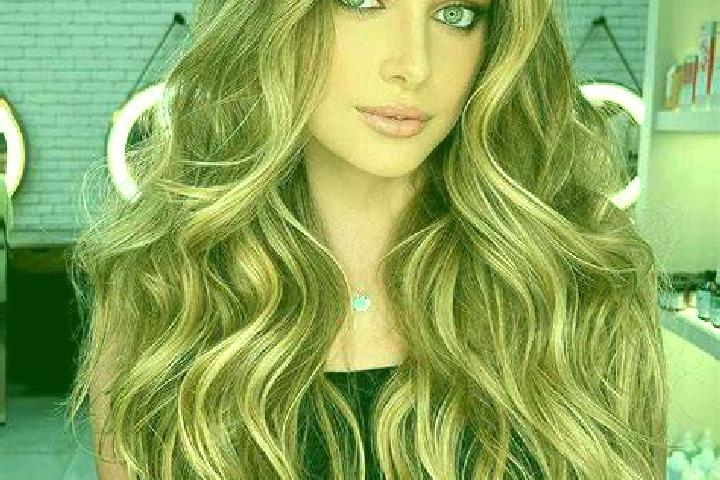 Ariana, 34 — Escort in Hoeoer, Sweden
