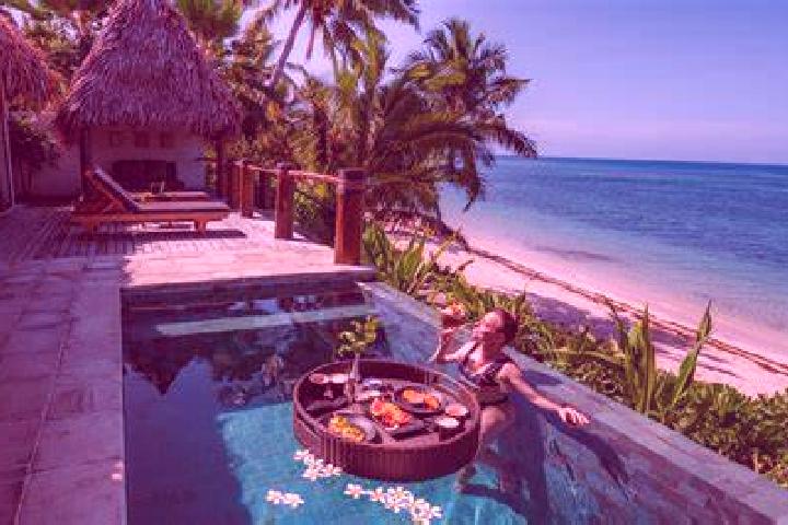 Ariana, 37, a red green-eyed ebony companion based in Pamakoe. Offering Prostate Massage, Erotic Massage, Duos, Dinner Date. Available for incall and outcall...
