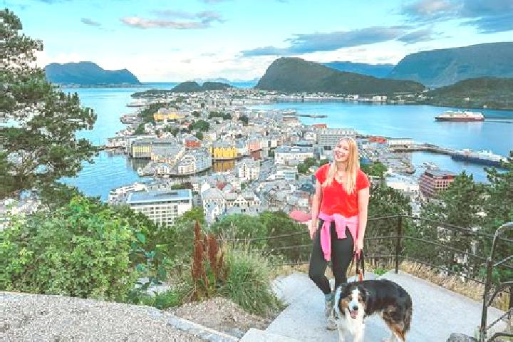 Aubrey, 20 — Escort in Calheta, Portugal