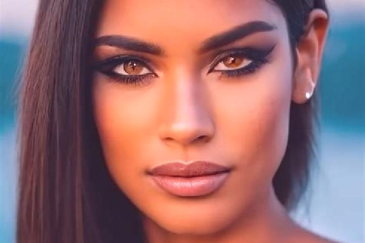 Aurora, 30, a black hazel-eyed caucasian companion based in Nilo. Offering A-Level, 69, Roleplay, Prostate Massage. Available for incall and outcall, overnig...