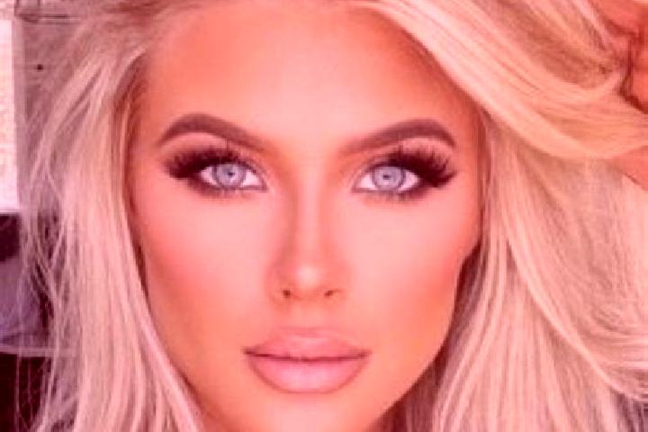 Aurora, 37, a black dark-eyed middle eastern companion based in Glun. Offering Girlfriend Experience, Travel Companion, Party Girl, Tantra, Overnight. Availa...