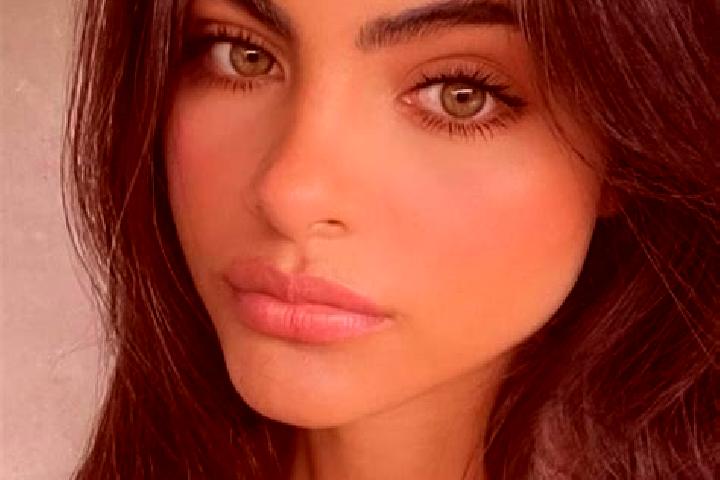 Ava, 28, a platinum blonde amber-eyed mixed companion based in Mojogajeh. Offering Dinner Date, Prostate Massage, Massage, Roleplay. Available for incall and...