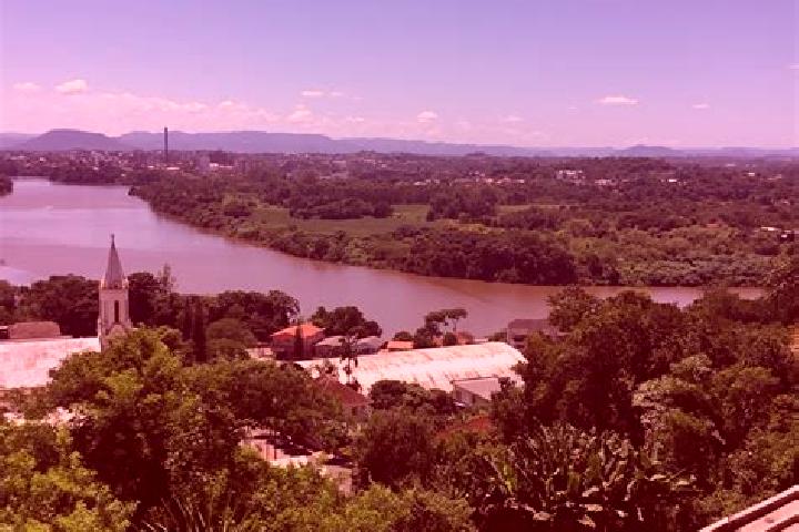Ava, 32, a auburn grey-eyed mediterranean companion based in Vila Cha. Offering CIM, 69, Overnight. Available for incall and outcall, day and evening dates.