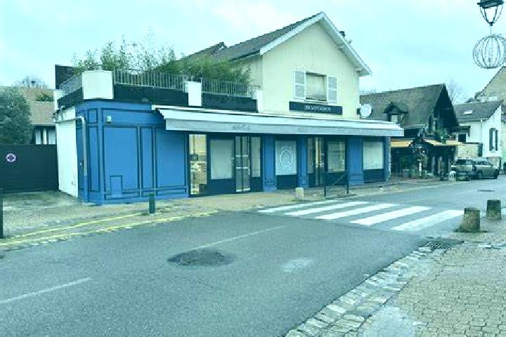 Ava, 39 — Escort in Finstroem, Aland Islands