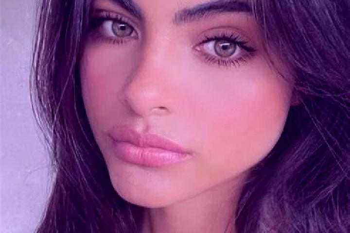 Avery, 29, a black dark-eyed latina companion based in Hattmatt. Offering Girlfriend Experience, Massage, Tantra, Striptease, Domination. Available for incal...