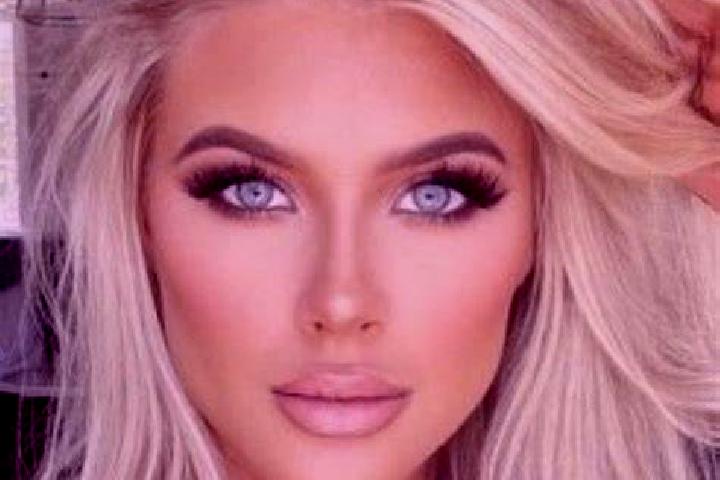 Avery, 31, a dark blonde green-eyed indian companion based in Besnate. Offering Dinner Date, Domination, Duos, BDSM. Available for incall and outcall, day an...