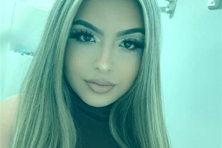 Avery, 35, a brunette green-eyed indian companion based in Iomere. Offering Striptease, 69, Deep French Kissing, Roleplay. Available for incall and outcall, ...