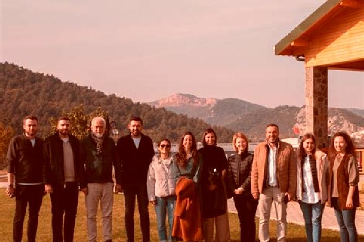 Avery, 38, a chestnut blue-eyed indian companion based in Colbun. Offering Duos, BDSM, Striptease, Domination. Available for incall and outcall, overnight bo...
