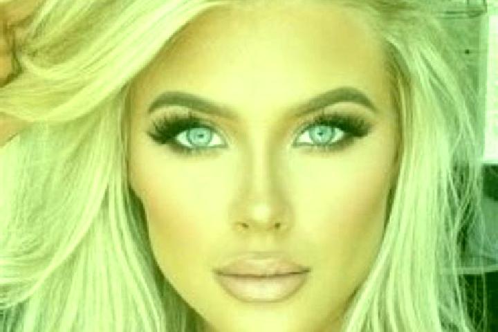 Chloe, 23, a chestnut grey-eyed european companion based in Nasinu. Offering Fetish, BDSM. Available for incall and outcall, day and evening dates.