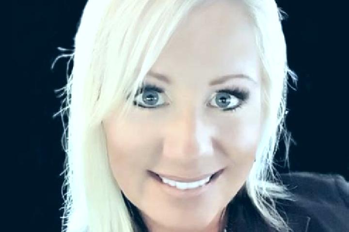 Chloe, 39 — Escort in Hayakawa, Japan