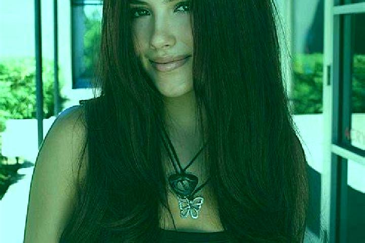Clara, 26, a platinum blonde hazel-eyed mediterranean companion based in Cruzton. Offering Deep French Kissing, CIM, Overnight, Roleplay, Prostate Massage. A...
