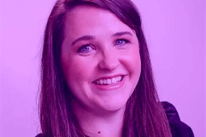 Eleanor, 27 — Escort in Arinj, Armenia