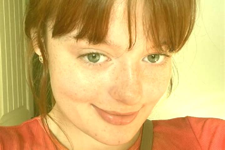 Elizabeth, 26, a red grey-eyed indian companion based in Subic Bay Freeport Zone. Offering Girlfriend Experience, Massage, Duos. Available for incall and out...