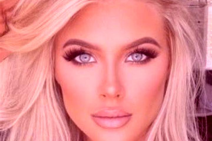 Elizabeth, 35, a platinum blonde blue-eyed mixed companion based in Hat. Offering Erotic Massage, Tantra, BDSM. Available for incall and outcall, overnight b...