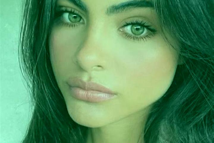 Elizabeth, 39 — Escort in Bagarasi, Turkey