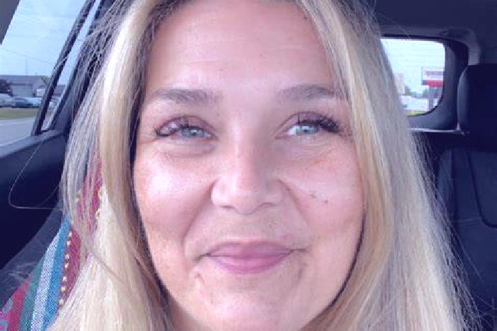 Ella, 22 — Escort in Siatista, Greece