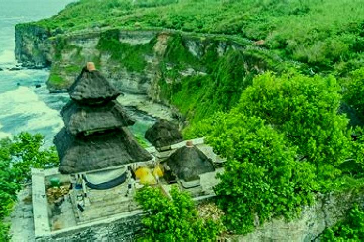Ellie, 32, a brunette amber-eyed mixed companion based in Faro. Offering Domination, Couples, Dinner Date, Prostate Massage. Available for incall and outcall...