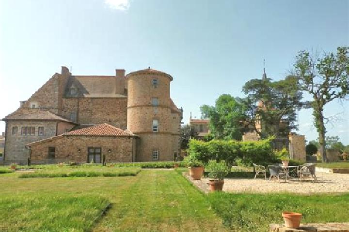 Emily, 23 — Escort in Grundisburgh, United Kingdom