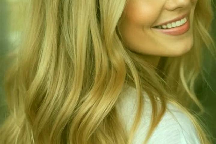 Emma, 35, a platinum blonde dark-eyed indian companion based in Aghin. Offering Couples, Party Girl, BDSM, Striptease, Girlfriend Experience. Available for i...