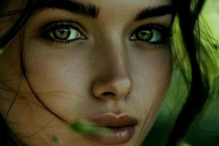 Emma, 35, a red amber-eyed caribbean companion based in Samjiyon-up. Offering Striptease, Deep French Kissing, OWO. Available for incall and outcall, day and...