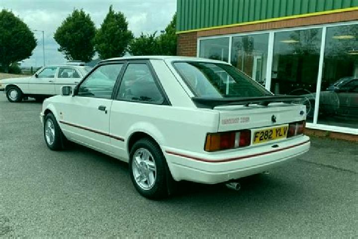 escort Adenta