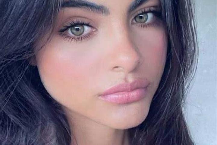 escort Chernaya Kholunitsa