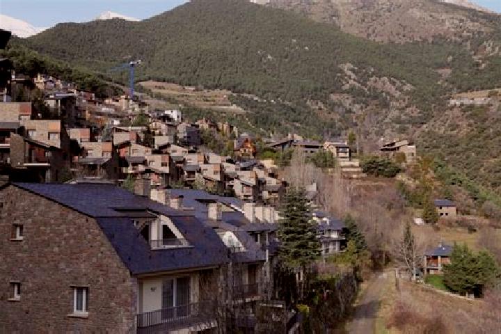 Escorts Aixirivall, Andorra — Local Companions