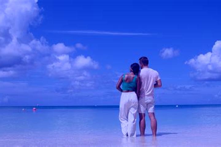 Escorts Breakers, Cayman Islands — Local Companions