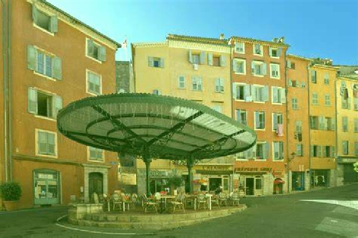 Escorts Cartisoara, Romania — Local Companions