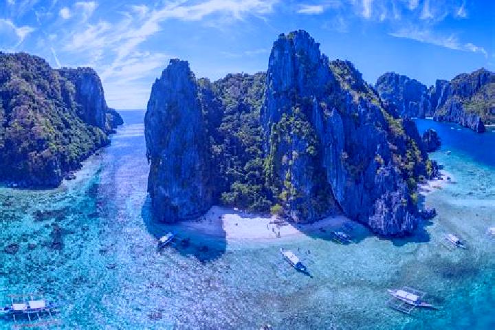 Escorts La Libertad, Honduras — Local Companions