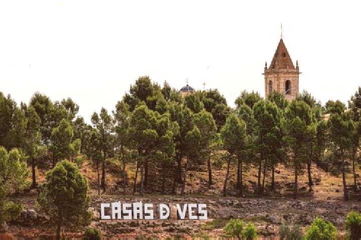 Escorts Santibanez del Val, Spain — Local Companions