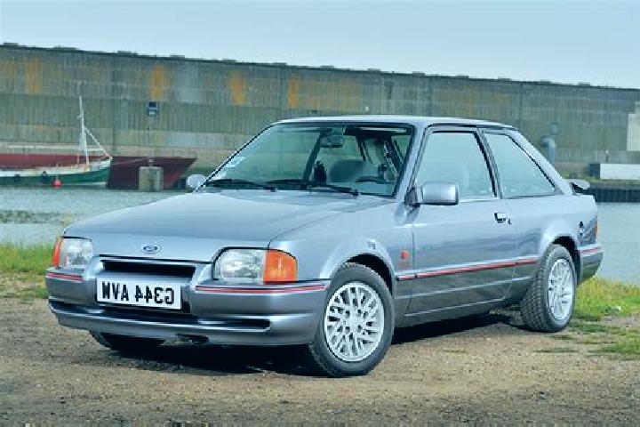 Escorts Simiti, Colombia — Local Companions