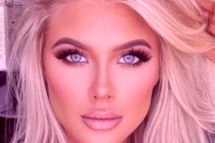 Evelyn, 21, a red blue-eyed mixed companion based in Myitkyina. Offering Dinner Date, Erotic Massage, Prostate Massage. Available for incall and outcall, ove...