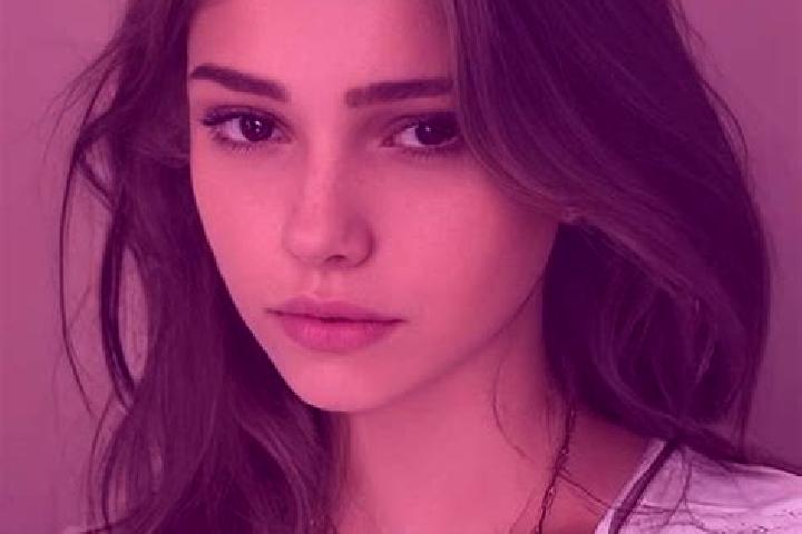 Evelyn, 22, a auburn hazel-eyed mediterranean companion based in Vasad. Offering Tantra, GFE, CIM, OWO, Massage. Available for incall and outcall, day and ev...