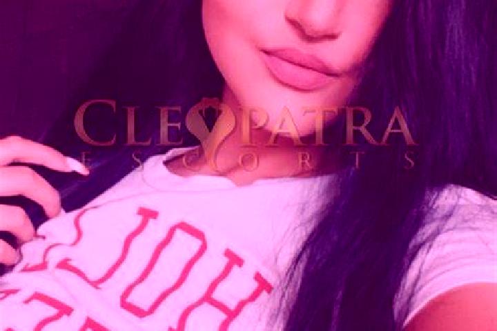Evelyn, 33, a platinum blonde hazel-eyed latina companion based in Descoberto. Offering Striptease, 69, GFE, Fetish, OWO. Available for incall and outcall, o...