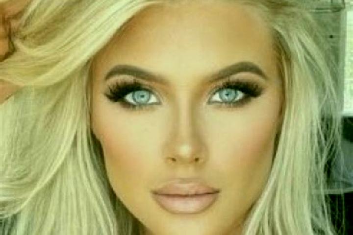 Grace, 21, a red blue-eyed mixed companion based in Muragacha. Offering Roleplay, BDSM, Overnight. Available for incall and outcall, day and evening dates.