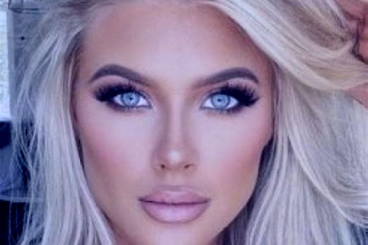 Grace, 22, a chestnut blue-eyed latina companion based in Algueirao. Offering BDSM, 69, Tantra, Overnight. Available for incall and outcall, day and evening ...