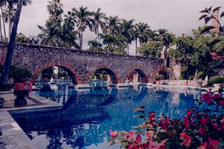 Hannah, 25, a chestnut grey-eyed mediterranean companion based in Stuhlingen. Offering Girlfriend Experience, A-Level, Domination, Prostate Massage. Availabl...