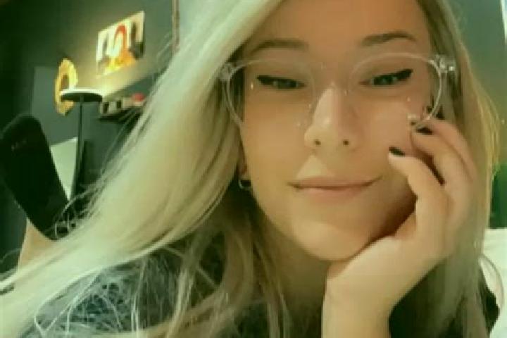 Harper, 21, a chestnut brown-eyed ebony companion based in Arena 1ra. Seccion. Offering OWO, Striptease, Domination, Roleplay. Available for incall and outca...