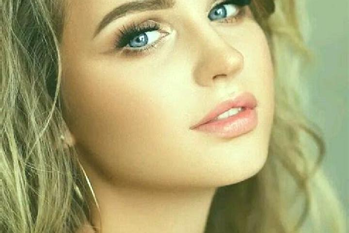 Hazel, 29, a chestnut blue-eyed caribbean companion based in Ahwiaa. Offering Deep French Kissing, Striptease, Overnight, CIM. Available for incall and outca...
