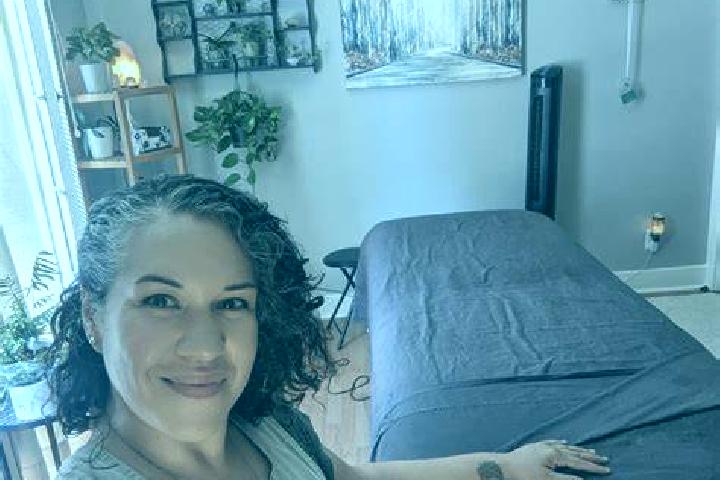 Hazel, 35, a black grey-eyed mixed companion based in Chichicapa. Offering Duos, Erotic Massage, A-Level, CIM. Available for incall and outcall, day and even...